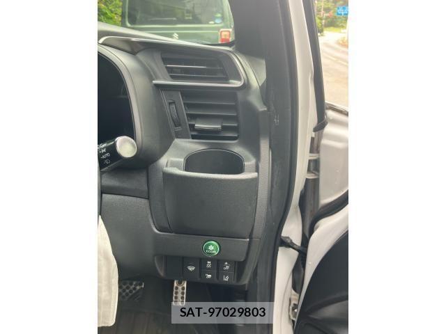 Honda FIT HYBRID 2019-02 8742122-10