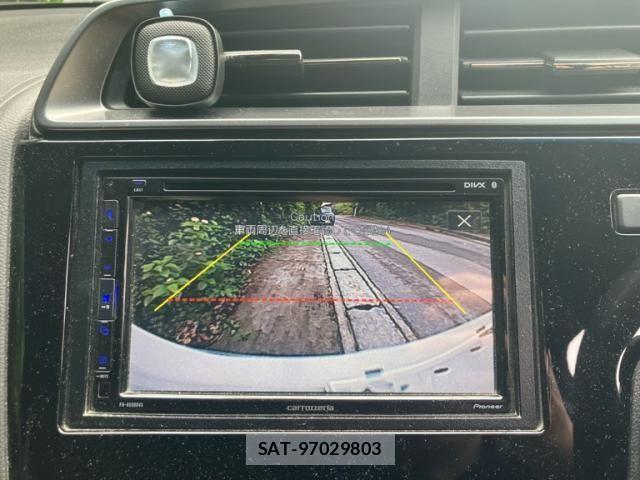 Honda FIT HYBRID 2019-02 8742122-21