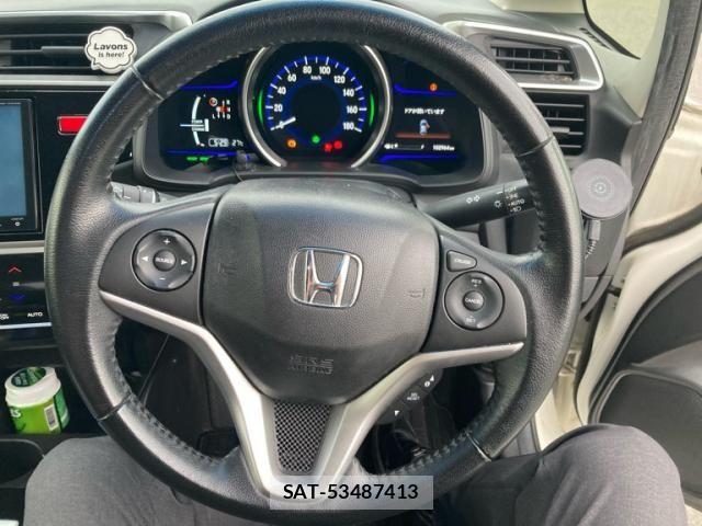 Honda FIT HYBRID 2013-10 8742134-11