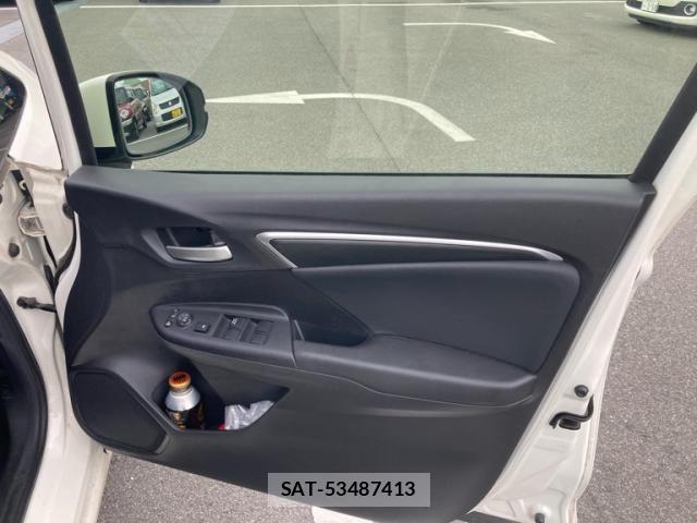 Honda FIT HYBRID 2013-10 8742134-7