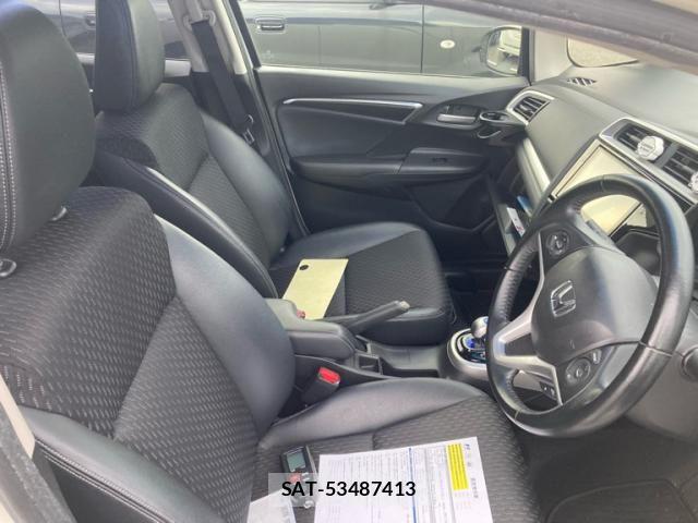Honda FIT HYBRID 2013-10 8742134-8