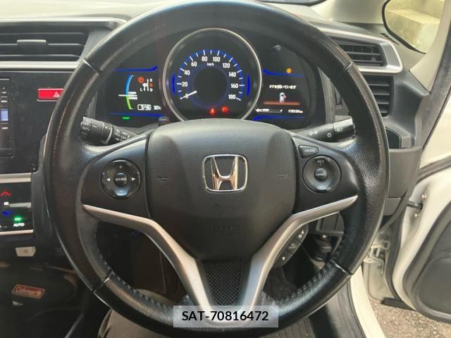 Honda FIT HYBRID 2015-10 8742132-14