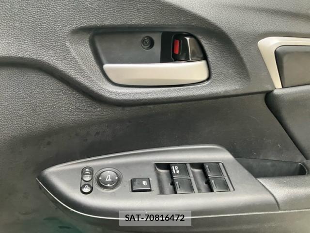 Honda FIT HYBRID 2015-10 8742132-17