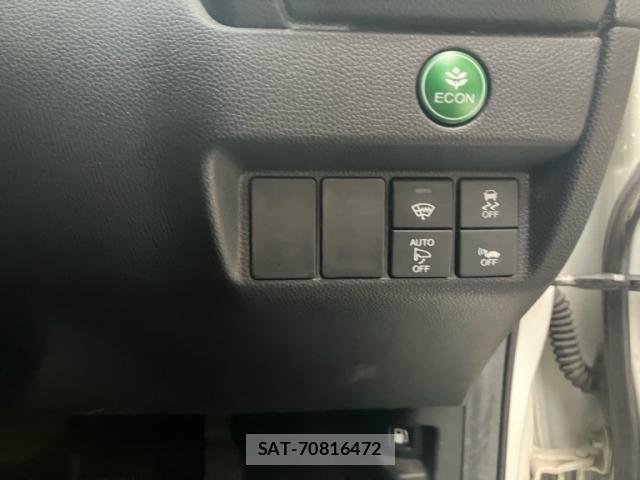 Honda FIT HYBRID 2015-10 8742132-18