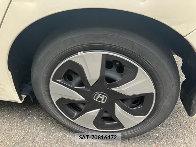 Honda FIT HYBRID 2015-10 8742132-5