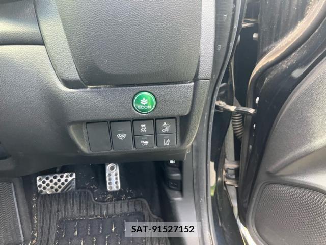 Honda FIT HYBRID 2018-01 8742121-14