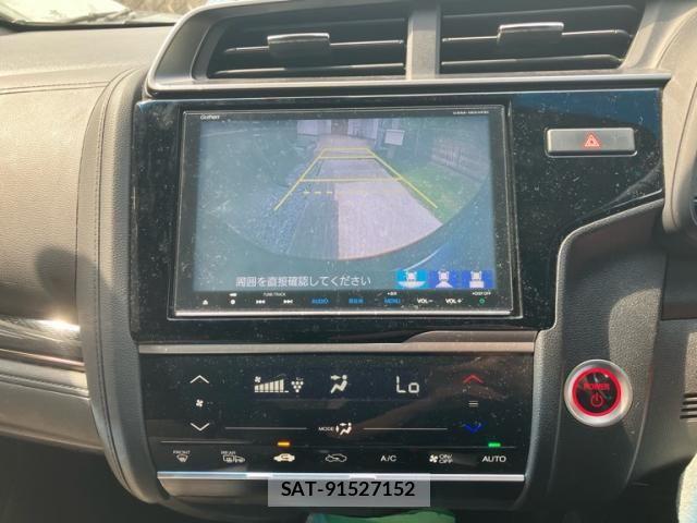 Honda FIT HYBRID 2018-01 8742121-20