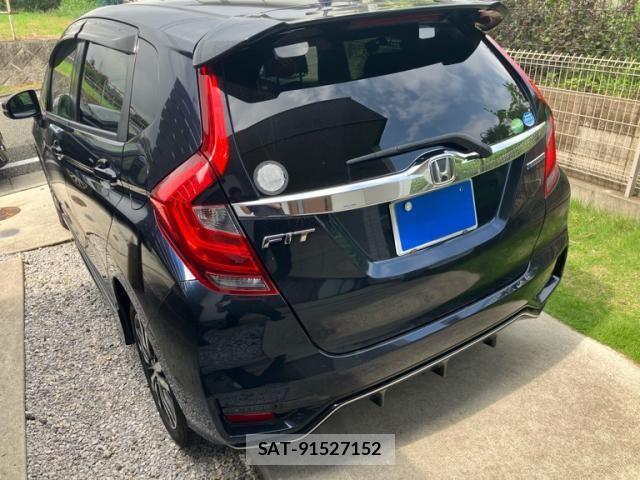 Honda FIT HYBRID 2018-01 8742121-7