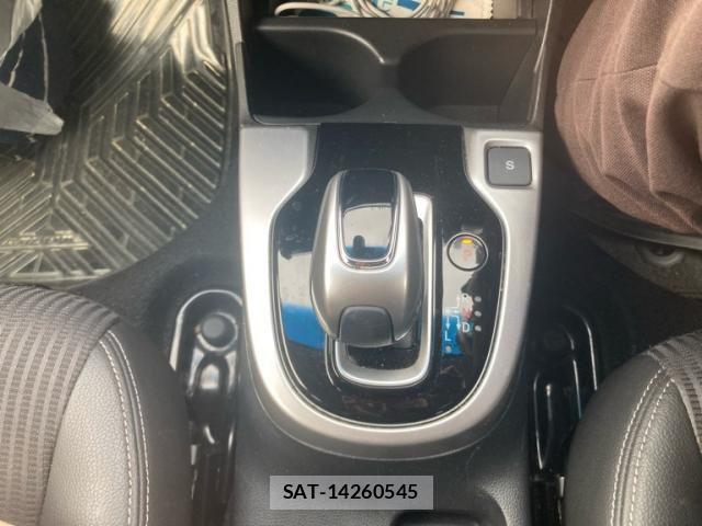 Honda FIT HYBRID 2018-06 8742124-18