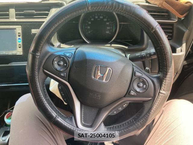 Honda FIT HYBRID 2017-10 8742123-15