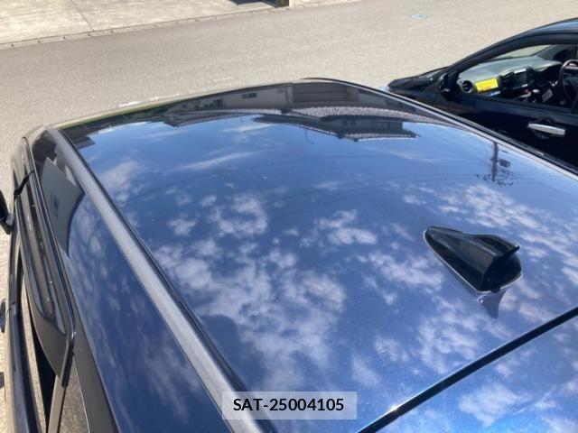 Honda FIT HYBRID 2017-10 8742123-8