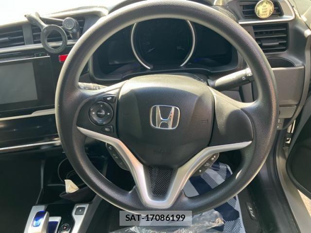 Honda FIT HYBRID 2013-12 8742162-12