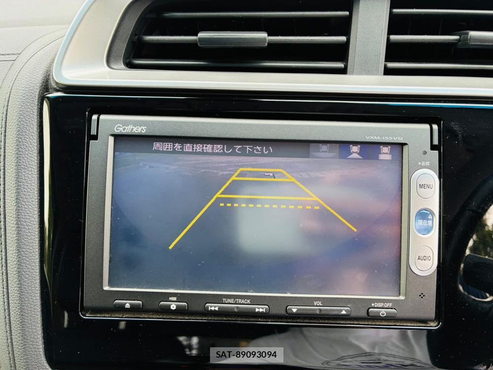 Honda FIT HYBRID 2015-02 8665582-19