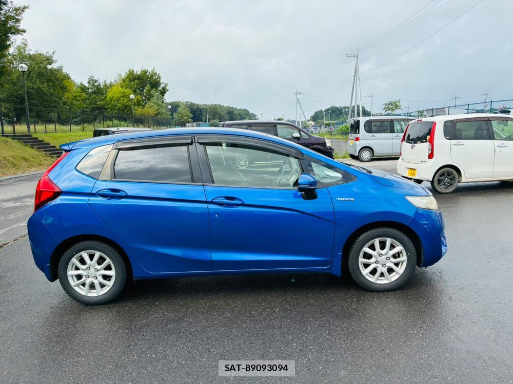 Honda FIT HYBRID 2015-02 8665582-5