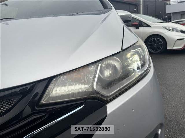 Honda FIT HYBRID 2015-10 8780267-10