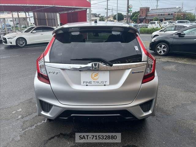 Honda FIT HYBRID 2015-10 8780267-17