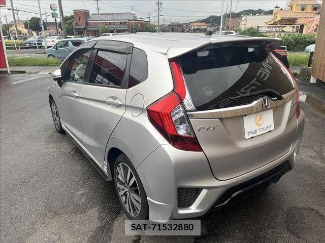 Honda FIT HYBRID 2015-10 8780267-18