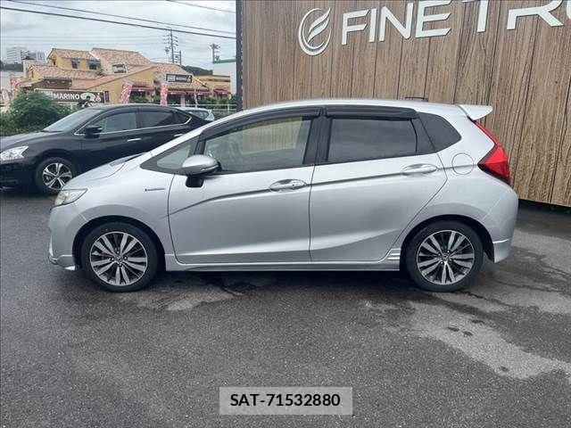 Honda FIT HYBRID 2015-10 8780267-19