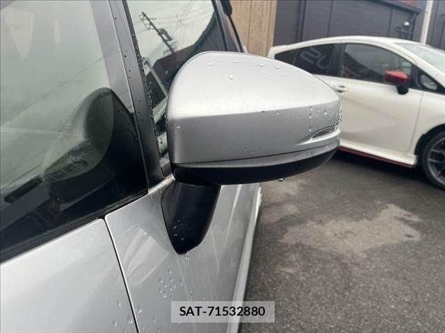 Honda FIT HYBRID 2015-10 8780267-24