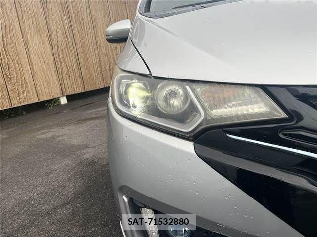 Honda FIT HYBRID 2015-10 8780267-29