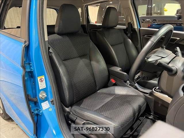 Honda FIT HYBRID 2013-10 8780281-6