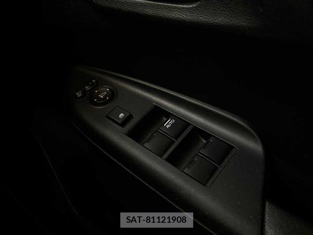 Honda FIT HYBRID 2017-01 8780268-14