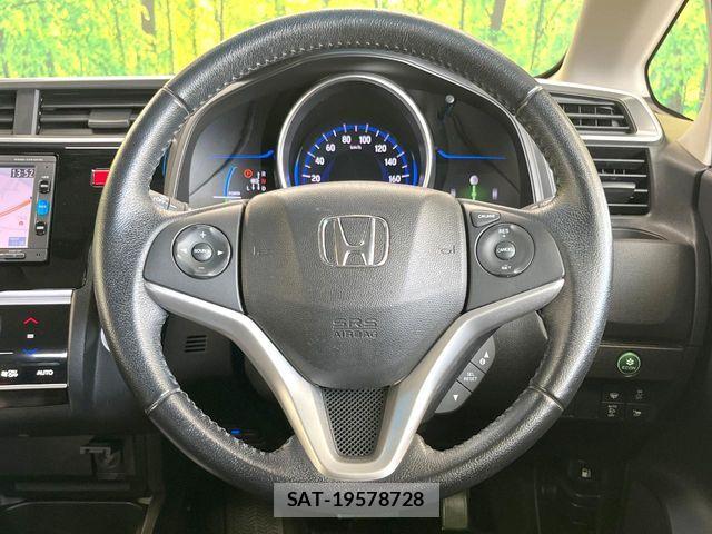 Honda FIT HYBRID 2017-05 8780264-10