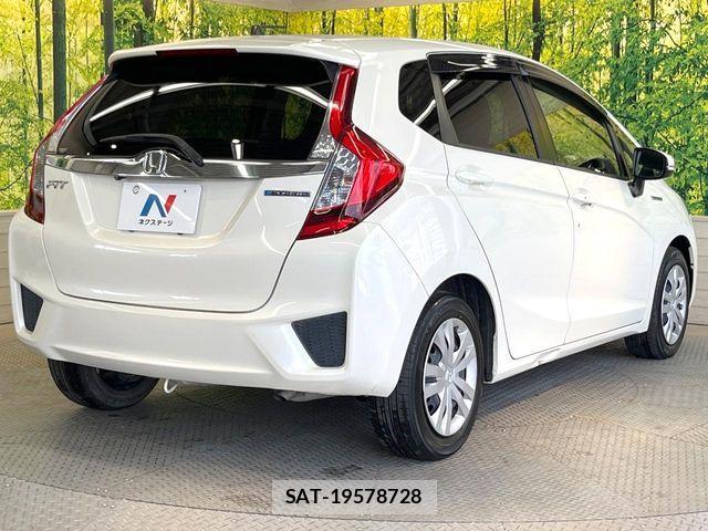 Honda FIT HYBRID 2017-05 8780264-16