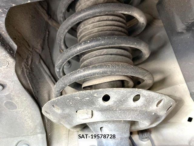 Honda FIT HYBRID 2017-05 8780264-17