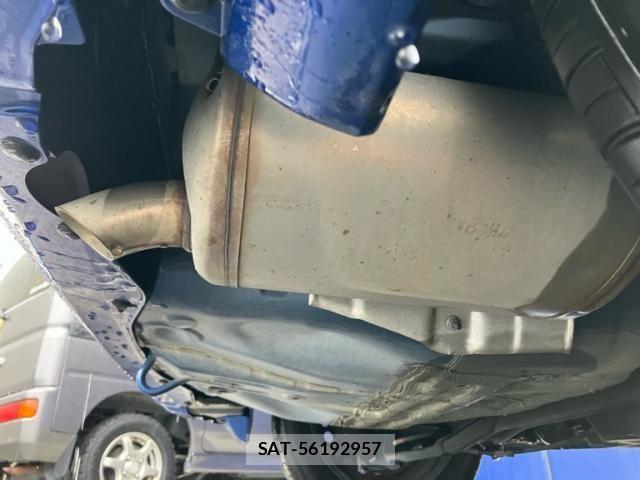 Honda FIT HYBRID 2017-09 8780266-27