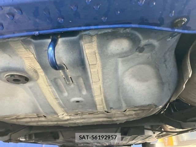 Honda FIT HYBRID 2017-09 8780266-28
