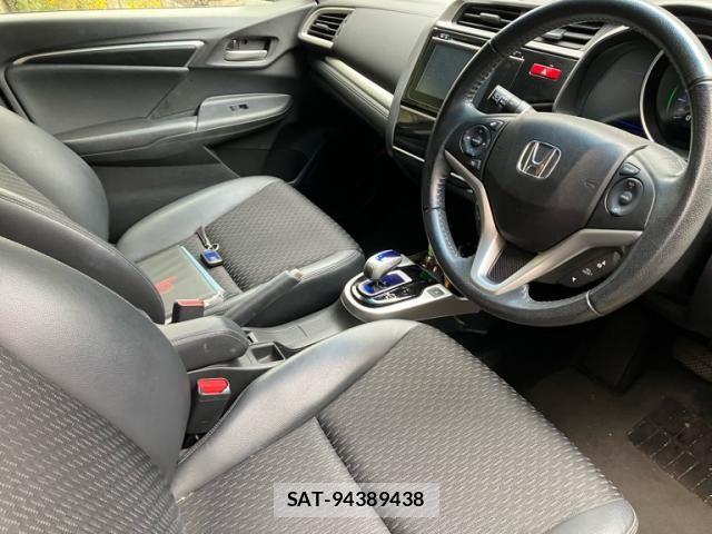 Honda FIT HYBRID 2014-04 8795966-14