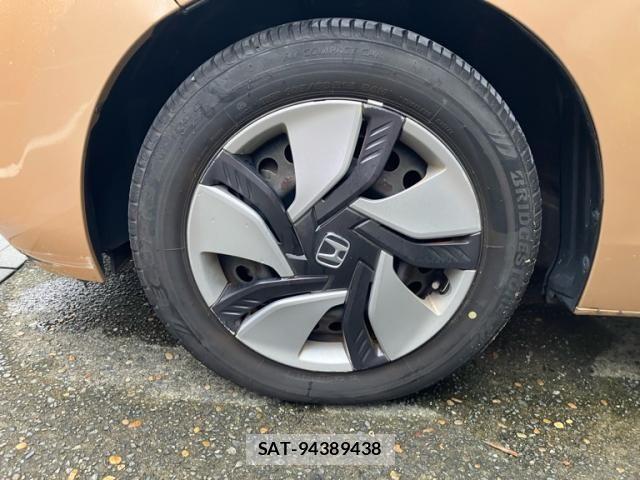 Honda FIT HYBRID 2014-04 8795966-6