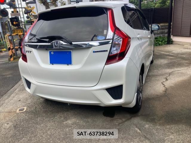 Honda FIT HYBRID 2016-07 8795964-3