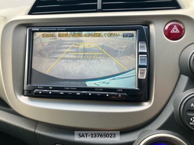 Honda FIT HYBRID 2012-09 8795972-23