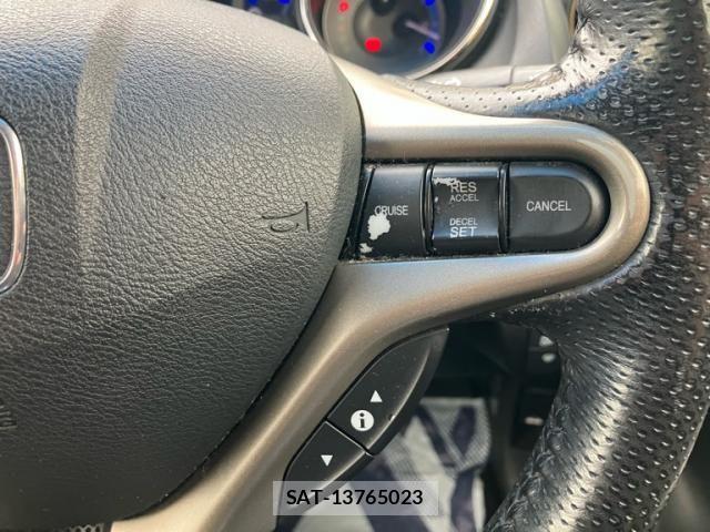 Honda FIT HYBRID 2012-09 8795972-26