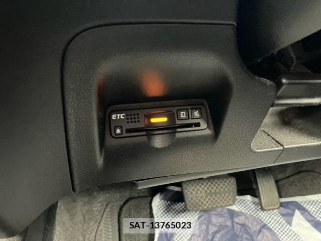 Honda FIT HYBRID 2012-09 8795972-27