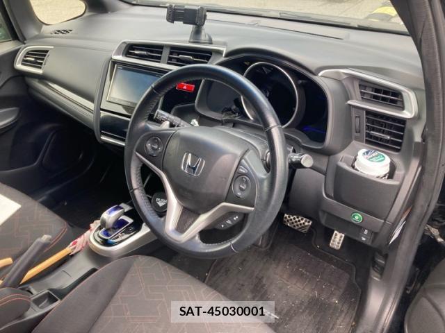 Honda FIT HYBRID 2014-05 8829068-13