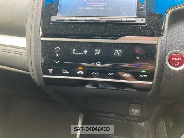 Honda FIT HYBRID 2016-01 8829071-18