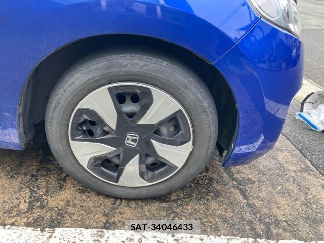 Honda FIT HYBRID 2016-01 8829071-4