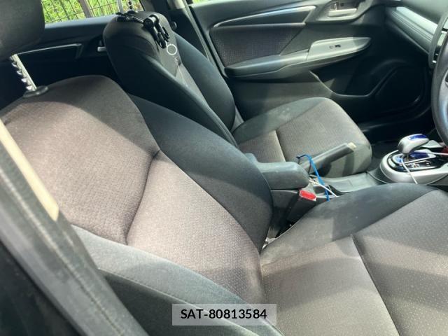 Honda FIT HYBRID 2013-09 8829076-16