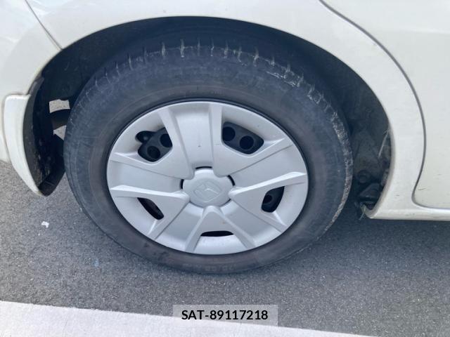 Honda FIT HYBRID 2011-07 8829074-4