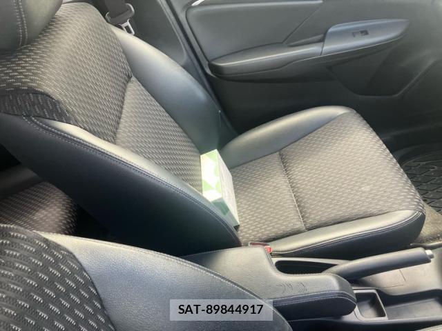 Honda FIT HYBRID 2013-09 8829064-13