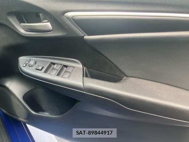 Honda FIT HYBRID 2013-09 8829064-18
