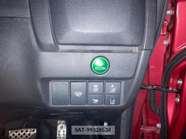 Honda FIT HYBRID 2017-11 8829057-17