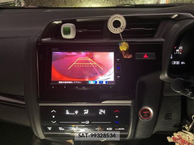 Honda FIT HYBRID 2017-11 8829057-22