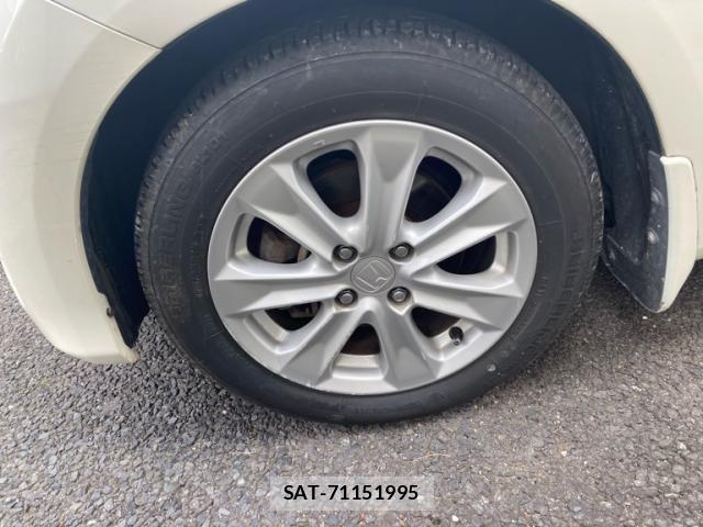 Honda FIT HYBRID 2011-03 8829073-6