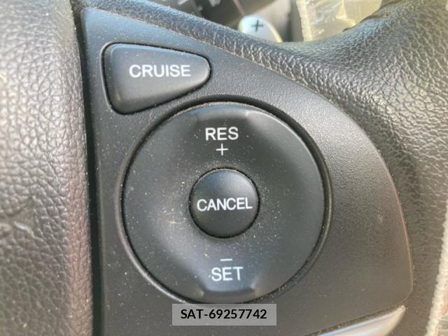 Honda FIT HYBRID 2015-10 8829062-10