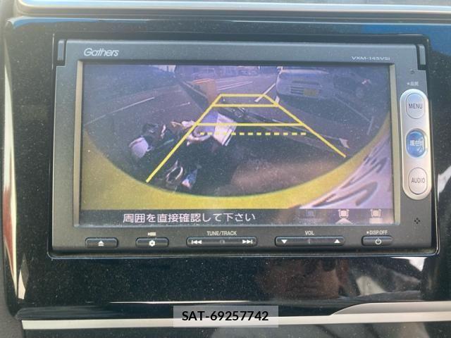 Honda FIT HYBRID 2015-10 8829062-16