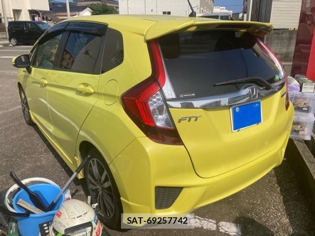 Honda FIT HYBRID 2015-10 8829062-4